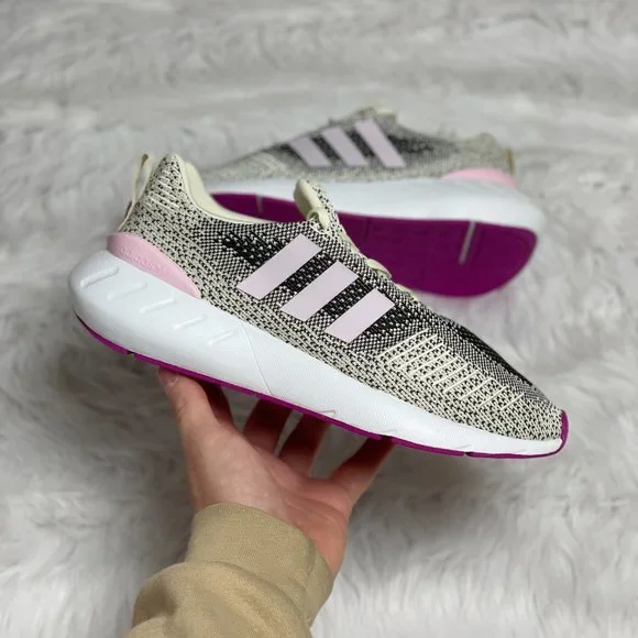adidas | Shoes | Adidas Originals Swift Run 22 Low Womens Running Shoes  White Gv7979 New Multi Sz | Poshmark